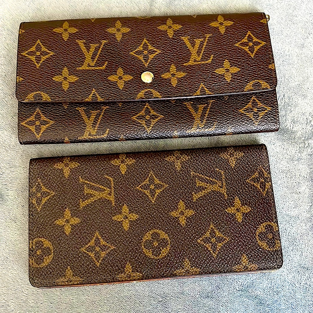 COPY - LV Monogram Portefeiulle Sarah Long Bifold wallet and 1 check book wallet